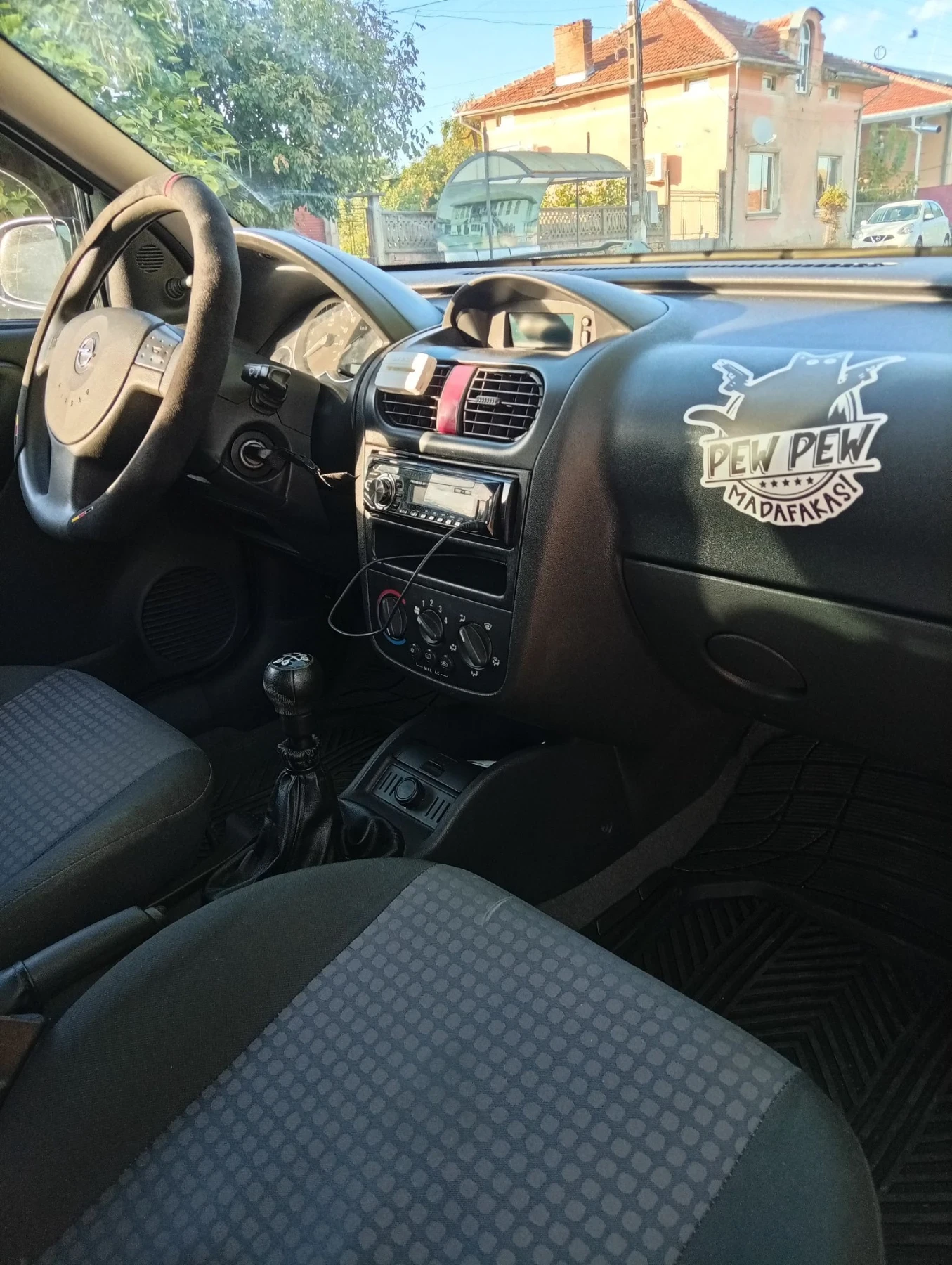 Opel Corsa 1.7, снимка 8 - Автомобили и джипове - 56197158