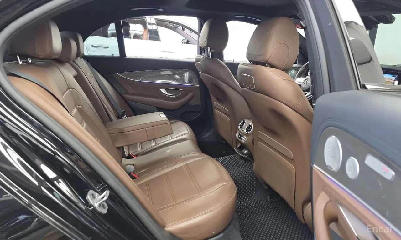 Mercedes-Benz E 53 AMG * 4MATIC+ * ��������� ���� �� �������� | Mobile.bg � ����������� 12