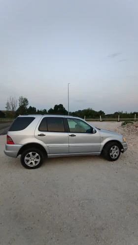     Mercedes-Benz ML 270 2.7CDI