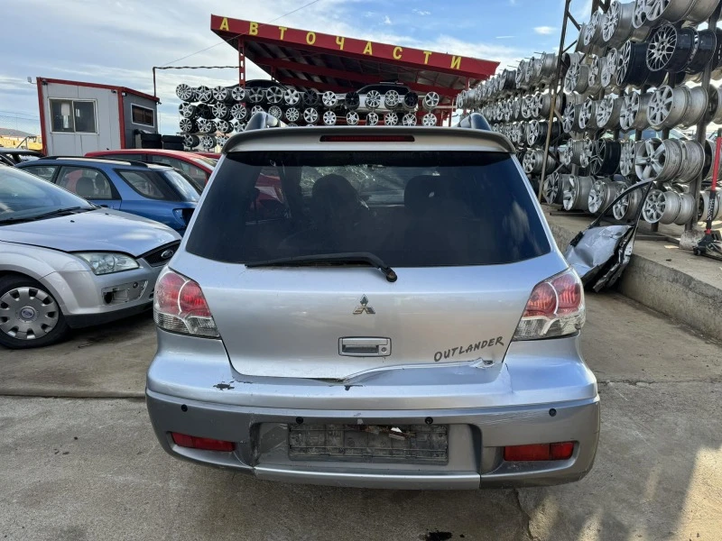 Mitsubishi Outlander 2.4, снимка 2 - Автомобили и джипове - 43515233