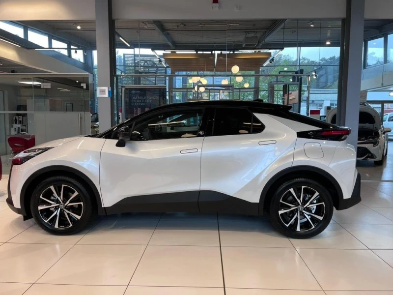 Toyota C-HR 2.0* HYBRID* TEAM DEUTSCHLAND* , снимка 4 - Автомобили и джипове - 45446432