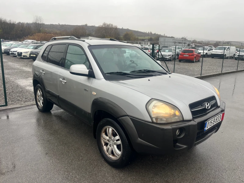 Hyundai Tucson 2.0 4* 4, снимка 2 - Автомобили и джипове - 47991683