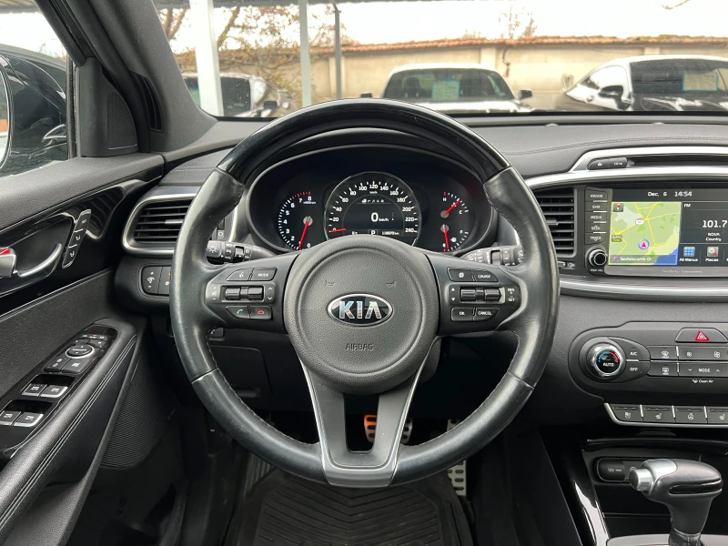 Kia Sorento LIMITED V6, 6+ 1 МЕСТА, снимка 13 - Автомобили и джипове - 48260280