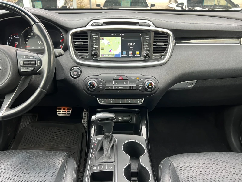 Kia Sorento LIMITED V6, 6+ 1 МЕСТА, снимка 14 - Автомобили и джипове - 48260280