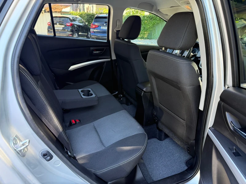 Suzuki SX4 S-Cross 1.6i Compact+ 106000kм!!! - 4Х4 - АВТОМАТИК, снимка 10 - Автомобили и джипове - 51523539