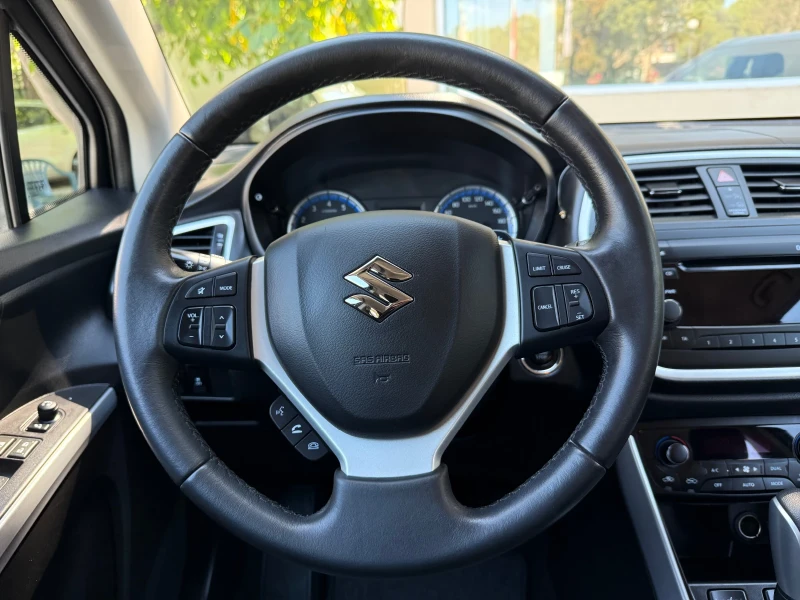 Suzuki SX4 S-Cross 1.6i Compact+ 106000kм!!! - 4Х4 - АВТОМАТИК, снимка 12 - Автомобили и джипове - 51523539