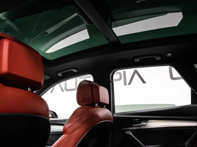 Audi SQ5 * PROGRESSIV 3.0 TFSI QUATTRO RED INT * CARFAX* , снимка 14 - Автомобили и джипове - 52905600