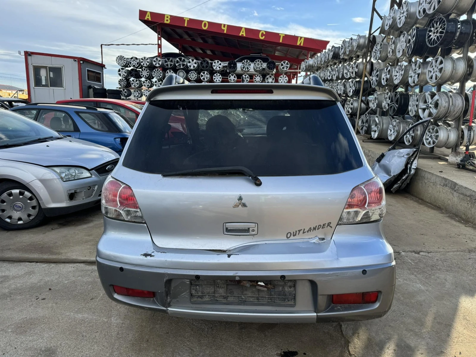 Mitsubishi Outlander 2.4 - изображение 2