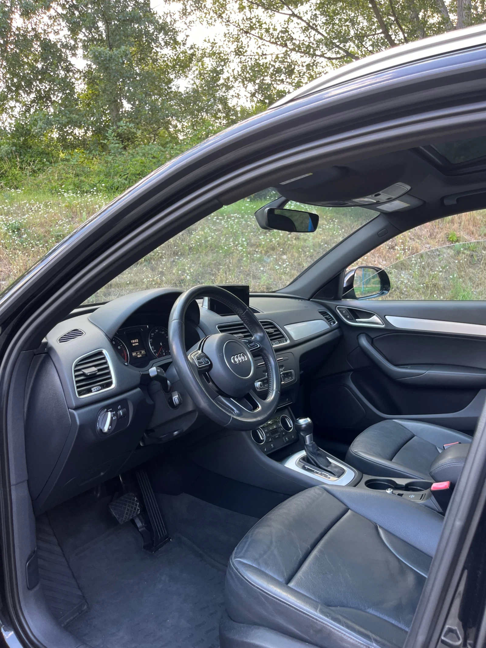 Audi Q3 2.0TFSI SPORT PREMIUM /FACE/S-LINE  /KEYLESS/PANO - изображение 8