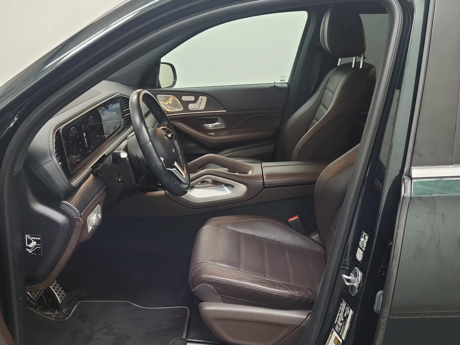 Mercedes-Benz GLS 400 * 4MATIC * PANORAMA * CARFAX * АвтоКредит - изображение 8