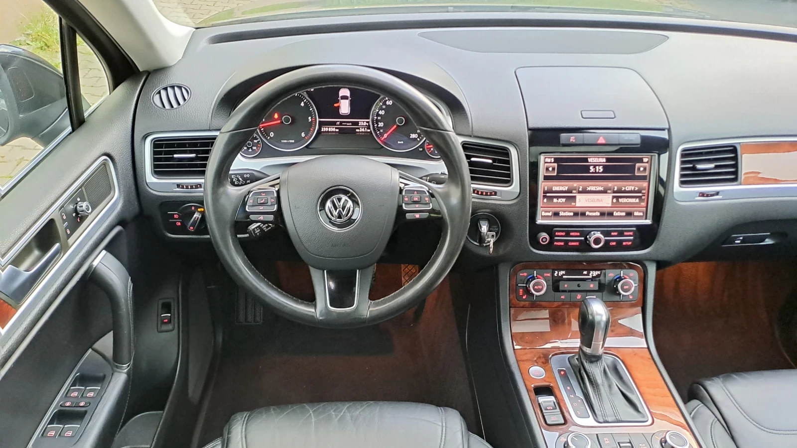 VW Touareg 3.0 245к.с. LED, 4-motion, Панорама, START-STOP - изображение 5