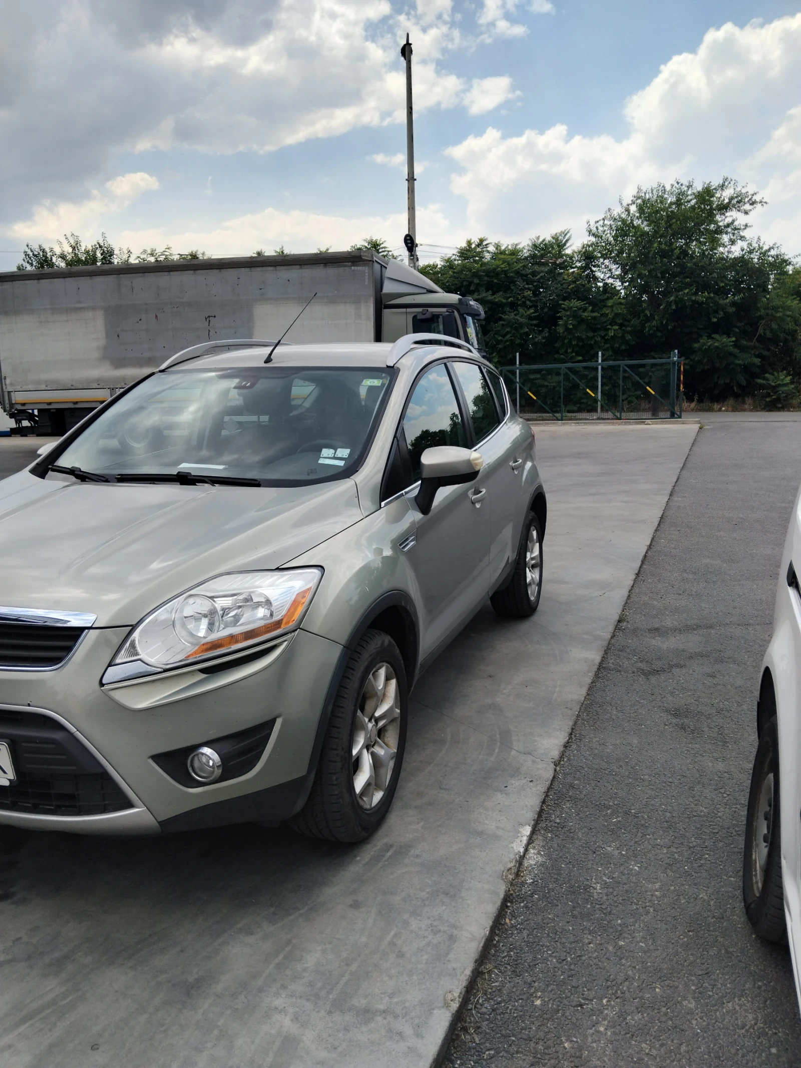 Ford Kuga  - изображение 3