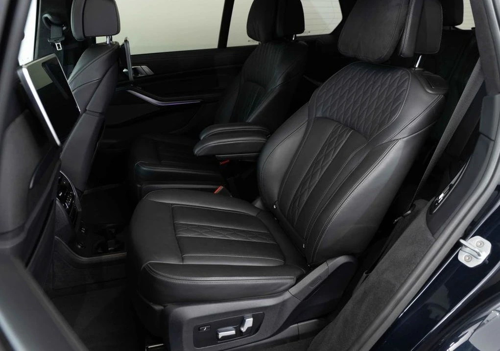 BMW X7 M50d xDrive, снимка 8 - Автомобили и джипове - 54029388