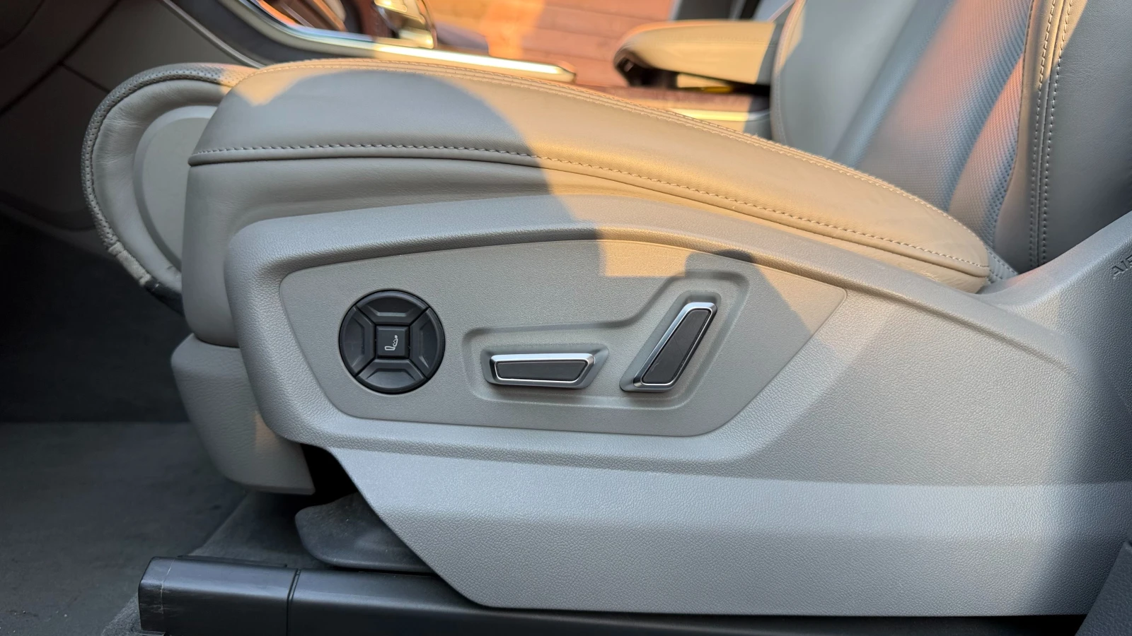 Audi Q8 55TFSI | S-line | Full, снимка 12 - Автомобили и джипове - 54296488