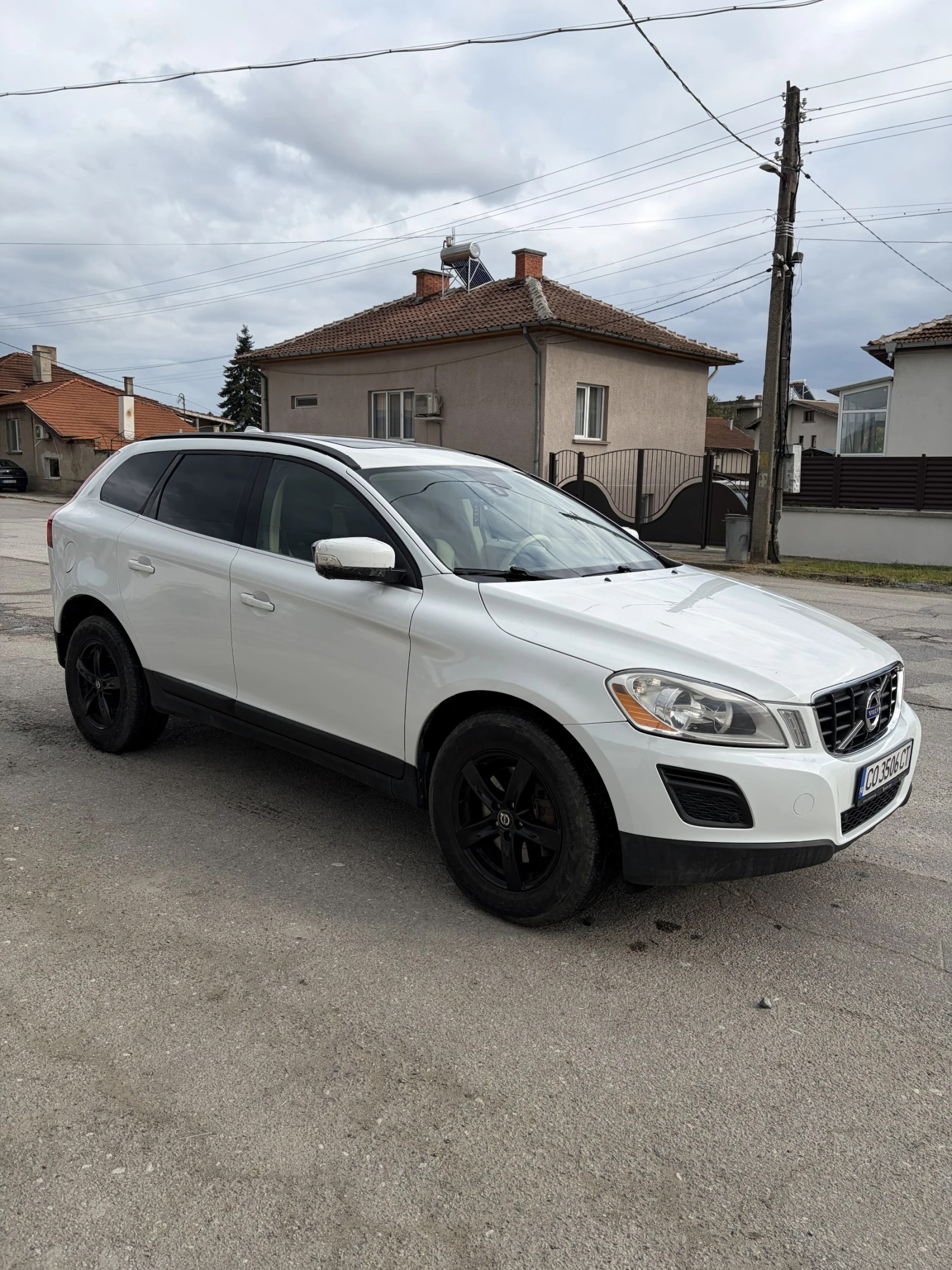 Volvo XC60 2.4D 205Hp, снимка 3 - Автомобили и джипове - 54489493