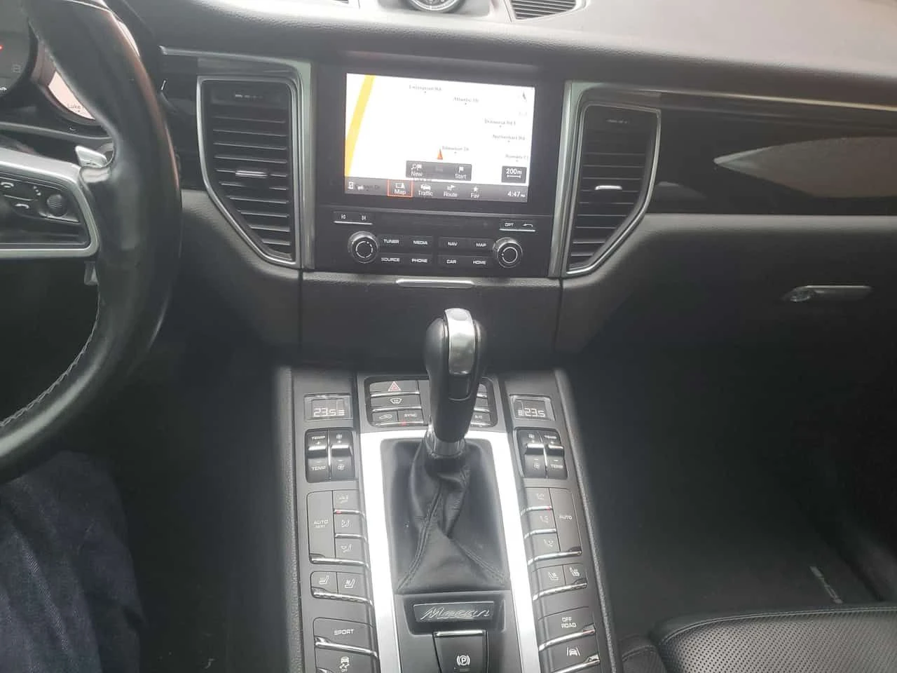 Porsche Macan * S AWD * CARFAX * ЦЕНА ДО БГ, снимка 9 - Автомобили и джипове - 54681300