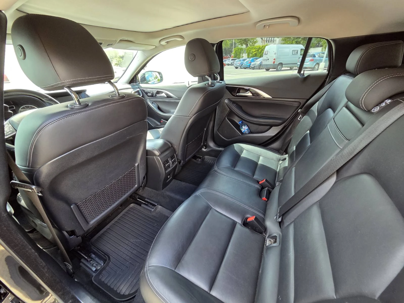 Infiniti QX30, снимка 14 - Автомобили и джипове - 55282585