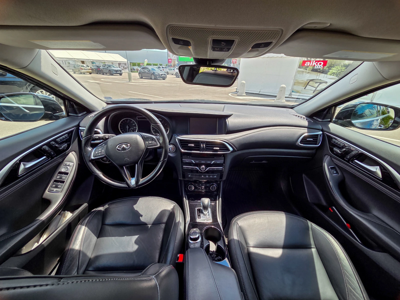 Infiniti QX30, снимка 13 - Автомобили и джипове - 55282585