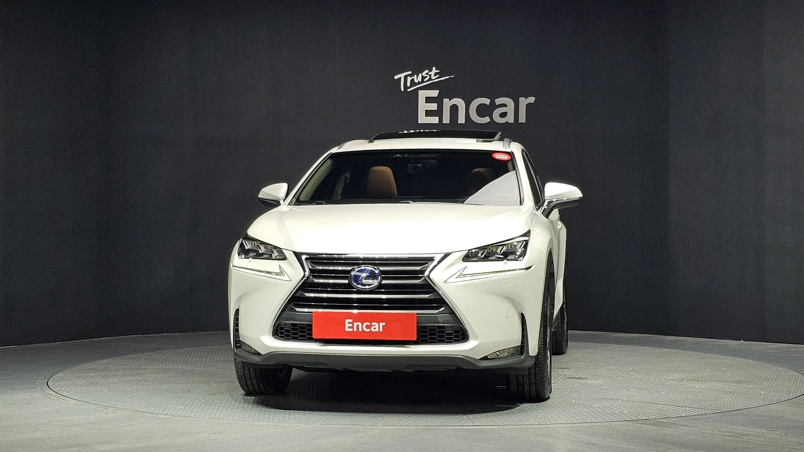 Lexus NX 300h* ЛЮК* ПОДГРЕВ ВОЛАН* КРАЙНА ЦЕНА, снимка 3 - Автомобили и джипове - 55349993