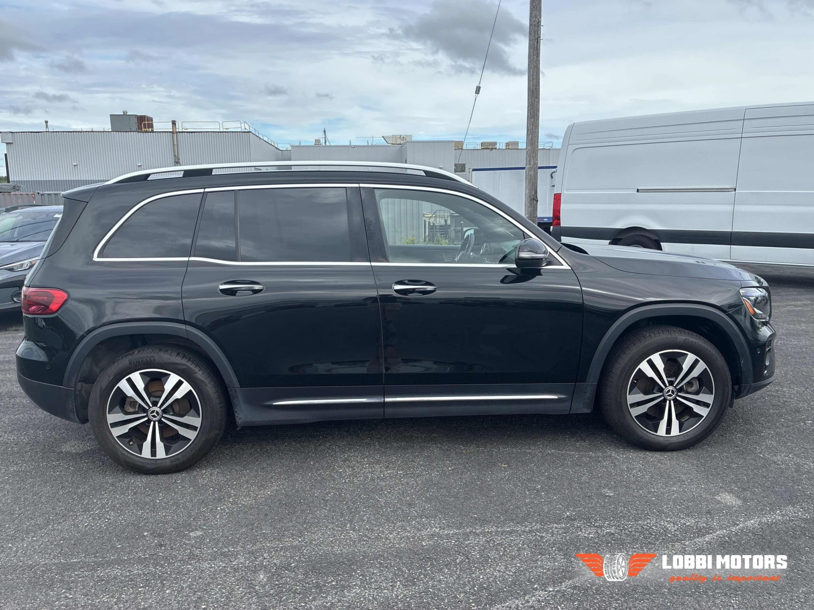 Mercedes-Benz GLB, снимка 3 - Автомобили и джипове - 55928447