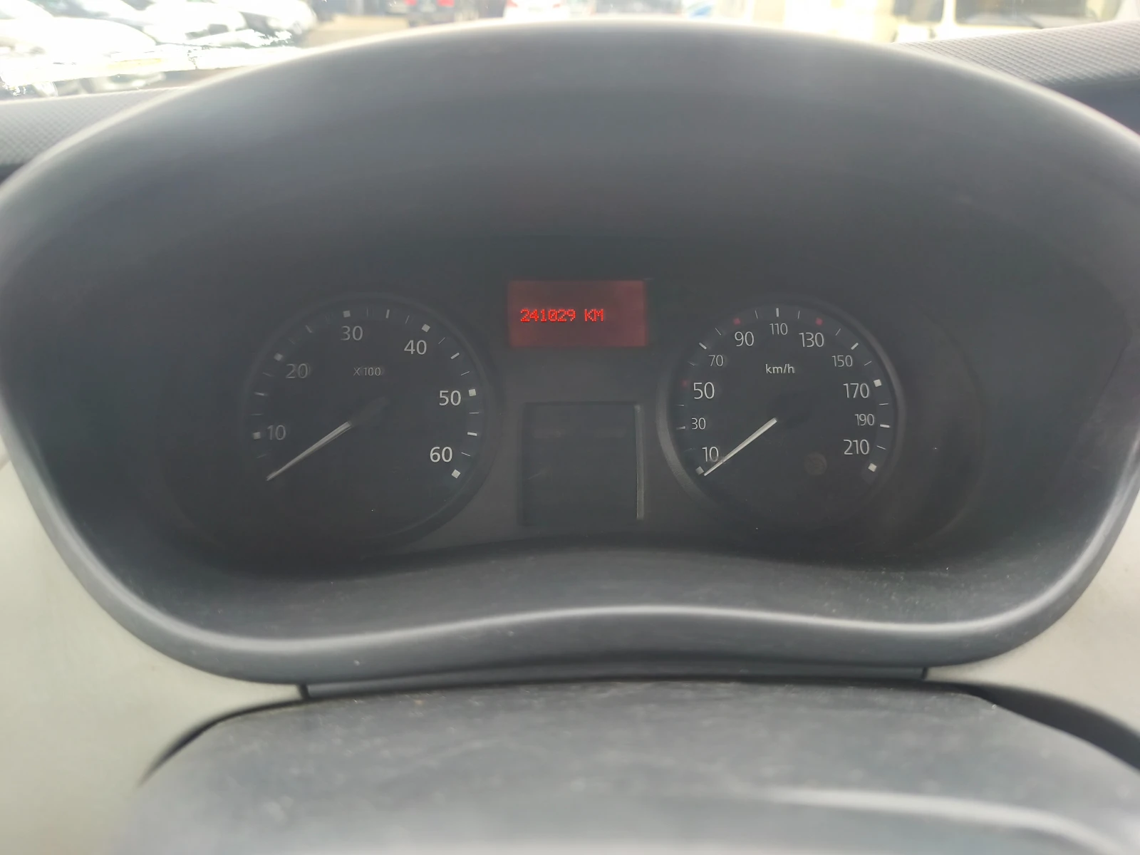 Renault Trafic dci115, снимка 10 - Бусове и автобуси - 54282138