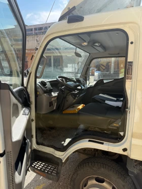 Mitsubishi Fuso Товарен автомобил, снимка 4