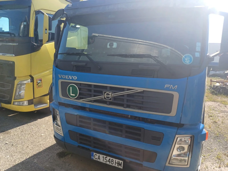 Volvo Fm автовоз, снимка 2 - Камиони - 43044374