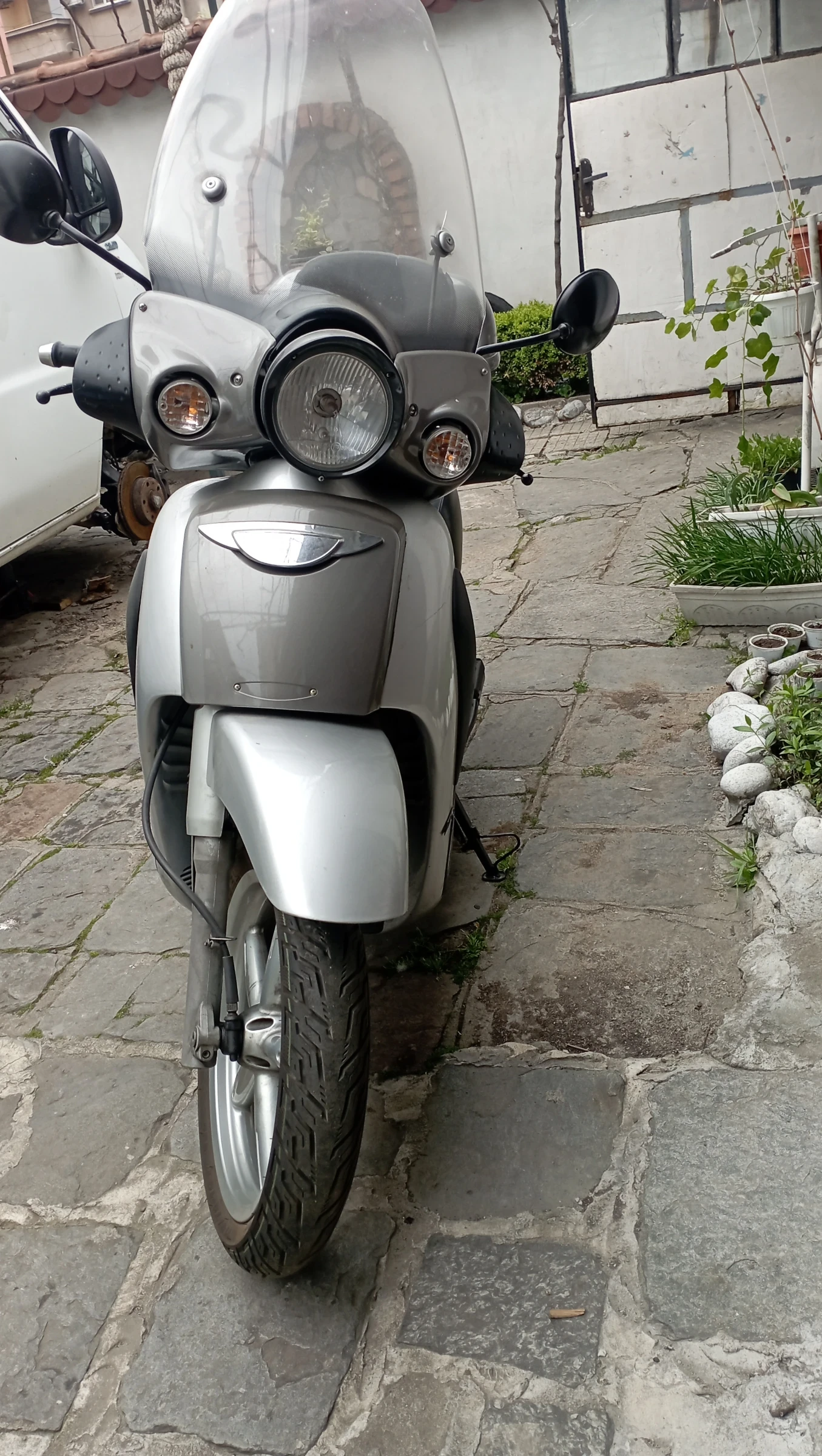 Aprilia Scarabeo