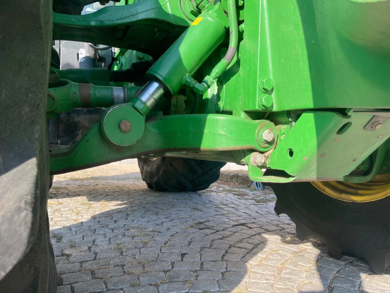 Трактор John Deere 8400R POWER SHIFT E-23 ЛИЗИНГ, снимка 10 - Селскостопанска техника - 51667299