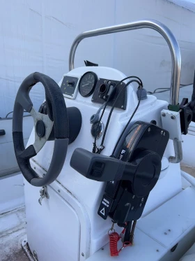 Надуваема лодка Tesimax RIB, снимка 1