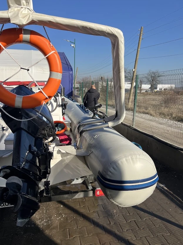 Надуваема лодка Tesimax RIB, снимка 17 - Воден транспорт - 56234040