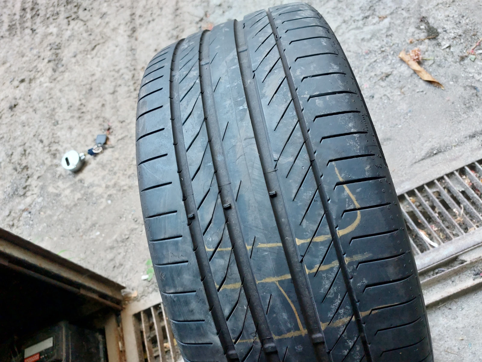 ���� 265/40R21 | Mobile.bg � ����������� 1