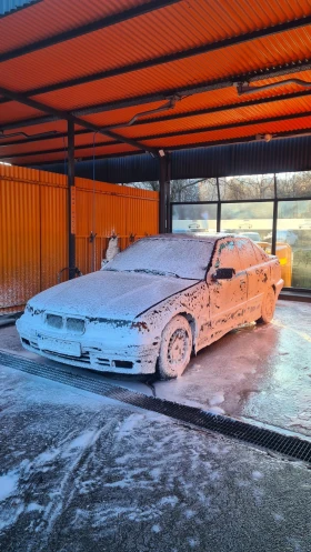 BMW 318, снимка 8