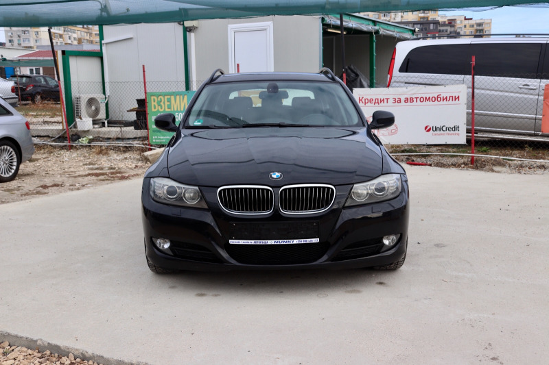 BMW 330 X drive Benzin, снимка 3 - Автомобили и джипове - 39055018