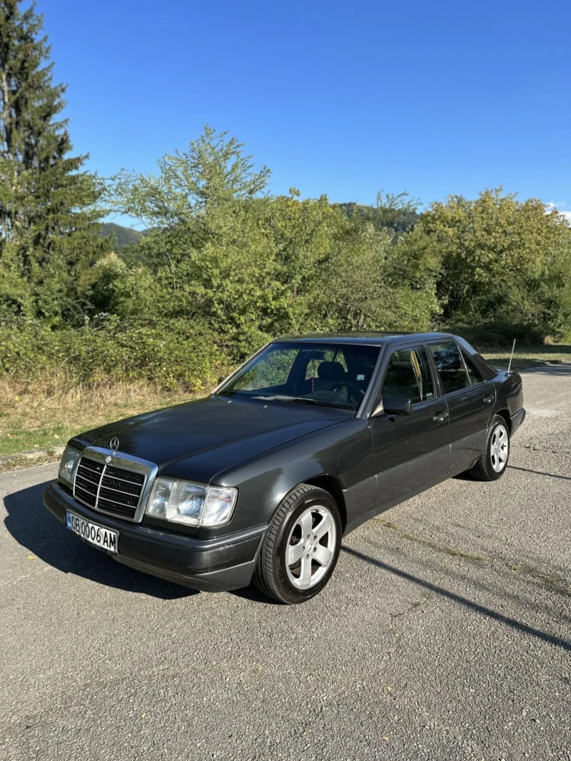 Mercedes-Benz 124 250, снимка 1 - Автомобили и джипове - 46891637