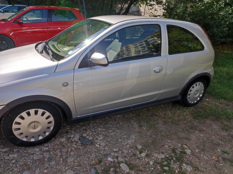 Opel Corsa, снимка 2 - Автомобили и джипове - 47382192