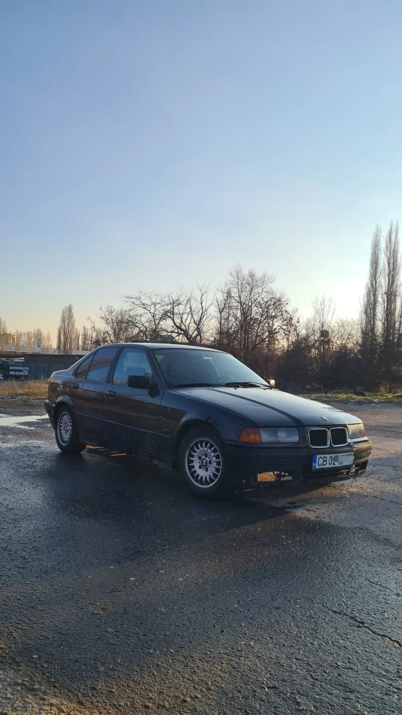 BMW 318, снимка 2 - Автомобили и джипове - 48434148