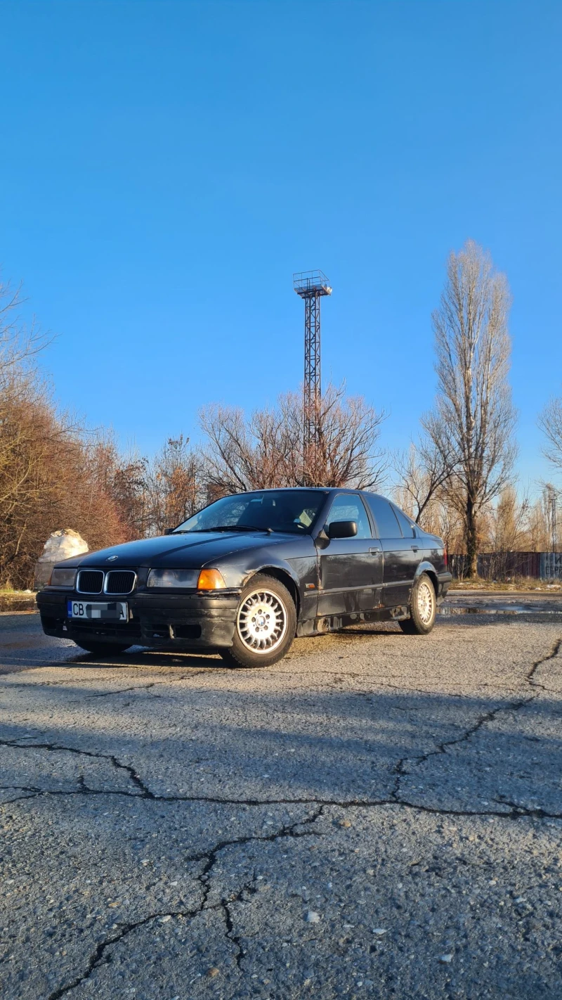 BMW 318, снимка 1 - Автомобили и джипове - 48434148