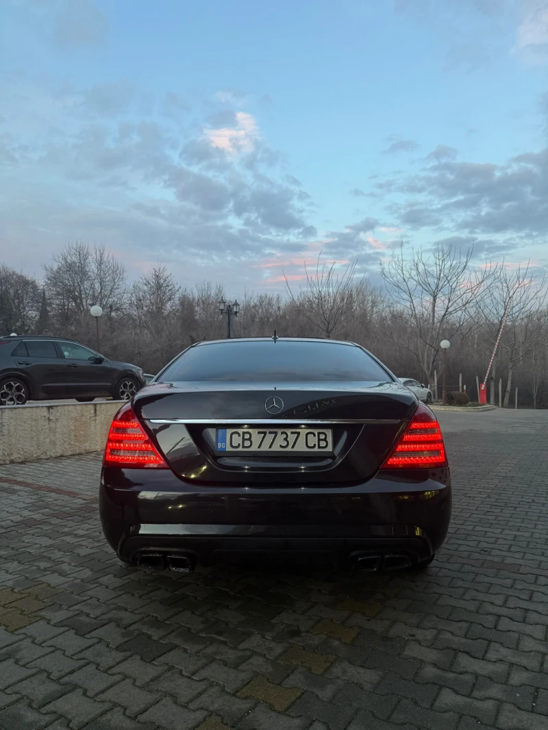 Mercedes-Benz S 350 BlueEFFICIENCY/AMG/FACE/CAMERA/ВАКУУМ/AMBIENT/ПОДГ, снимка 8 - Автомобили и джипове - 48639197