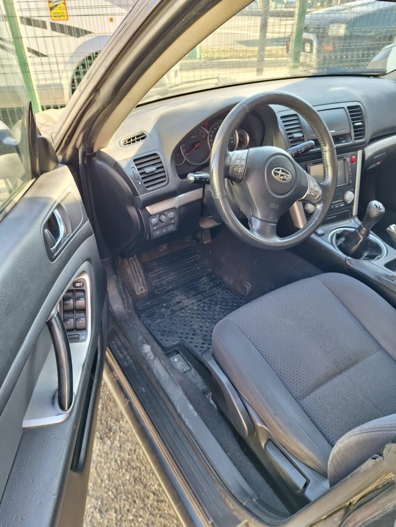 Subaru Legacy Бартер, снимка 7 - Автомобили и джипове - 48692641