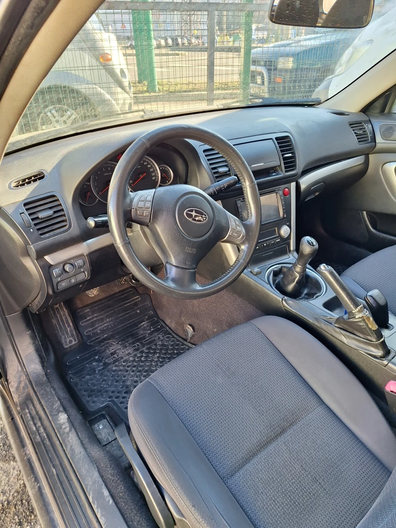 Subaru Legacy Бартер, снимка 10 - Автомобили и джипове - 48692641