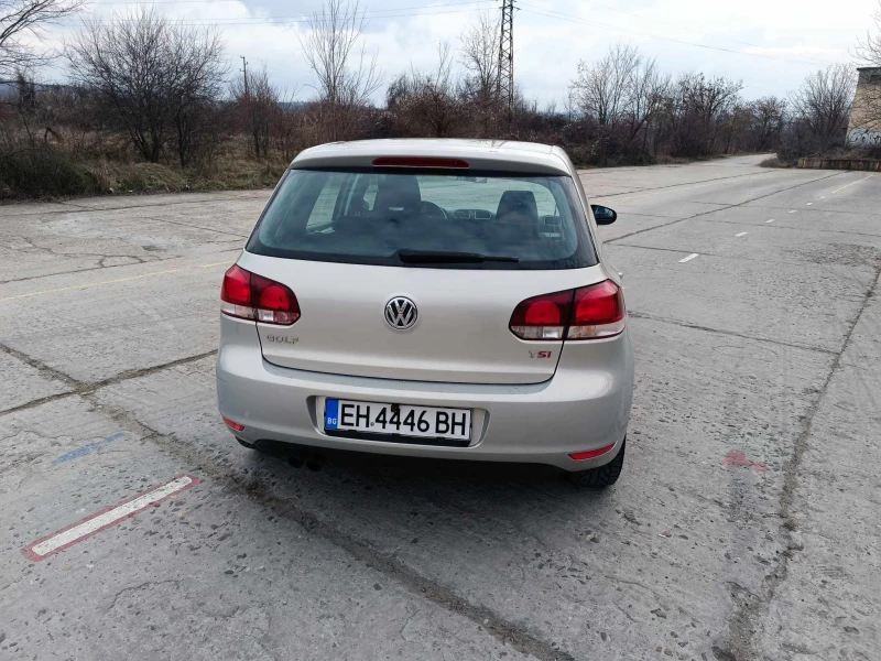 VW Golf 1.4 TSI, снимка 10 - Автомобили и джипове - 48693772