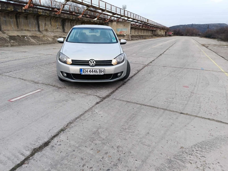 VW Golf 1.4 TSI, снимка 5 - Автомобили и джипове - 48693772