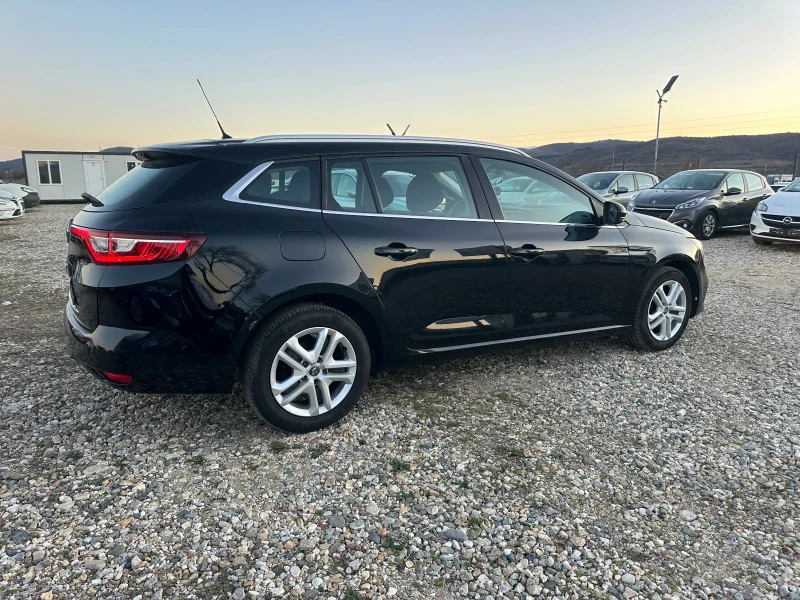 Renault Megane AUTOMATIC , снимка 5 - Автомобили и джипове - 49406894
