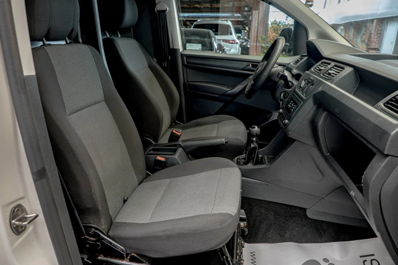 VW Caddy 2.0TDI/Товарен, снимка 11 - Автомобили и джипове - 50477461