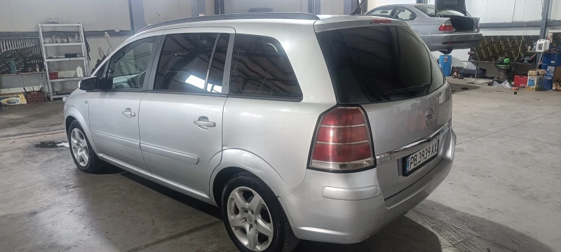 Opel Zafira, снимка 5 - Автомобили и джипове - 52449601