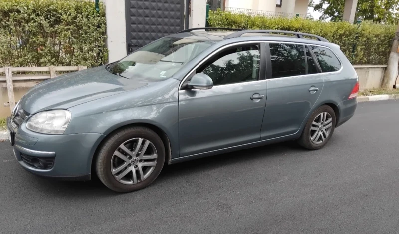 VW Golf Variant, снимка 2 - Автомобили и джипове - 52369501