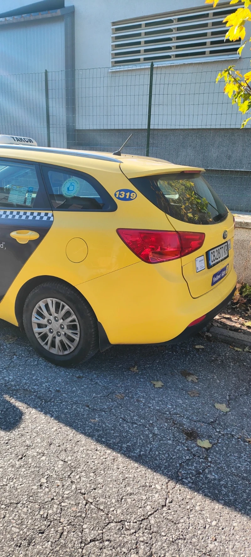 Kia Ceed, снимка 3 - Автомобили и джипове - 52537725