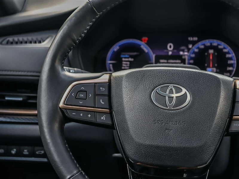 Toyota Grand Highlander * 15 Series * CARFAX * БЕЗ ПЪРВОНАЧАЛНА ВНОСКА, снимка 14 - Автомобили и джипове - 53079563