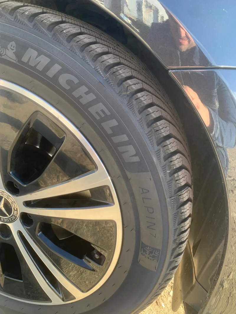 Mercedes-Benz E 220 9G- Tronic* Distronic* Blind-Spot Assist* , снимка 7 - Автомобили и джипове - 53083411